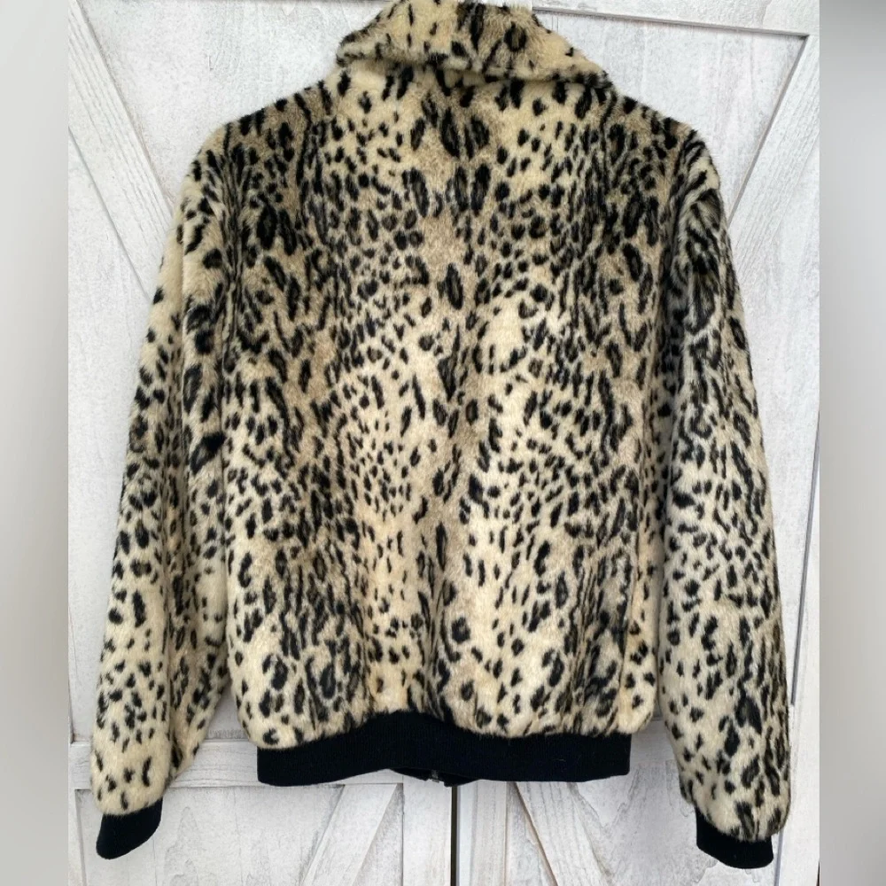 Urban Outfitters Animal Print Bomber Jacket women’s Size Small - Picture 10 of 11